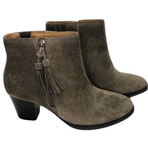 Vionic Womens Size 7 Ankle Boots Madeline Greige Grey Suede Zipper Booties WR